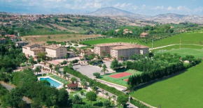 Гостиница Hotel Casale  Колли-Дель-Тронто